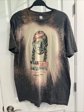 Graphic 'American Outlaw' Willie Nelson Shirt
